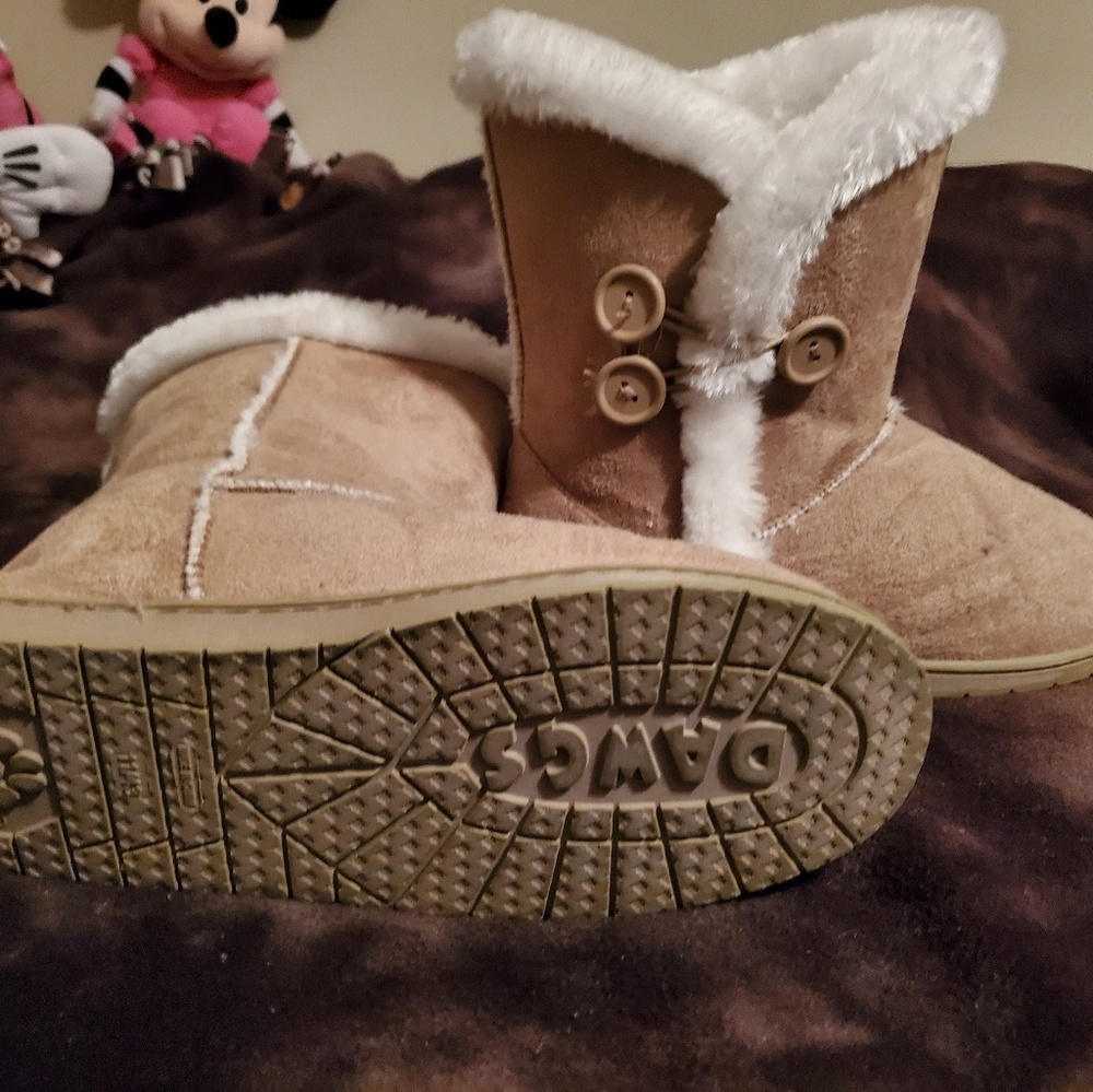 9" Dawg Boots